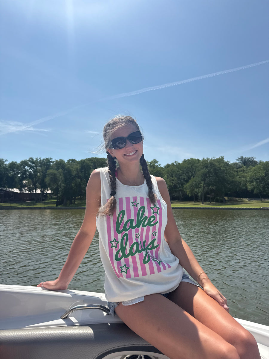 Lake Day Tank
